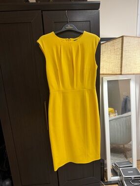 Brooks Brothers Bright Yellow Cap-Sleeve Sheath Dress